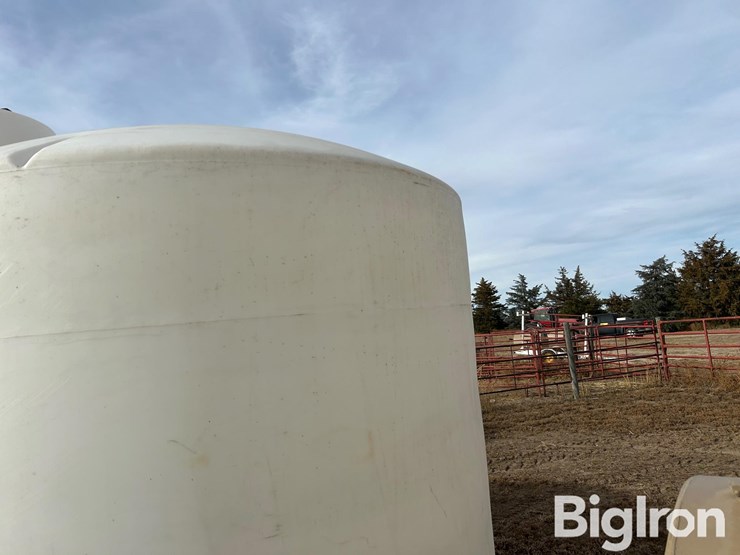 3,000-gallon-flat-bottom-tank-image-11