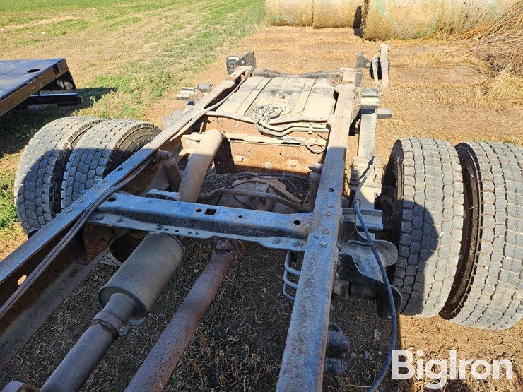 ford-f350-xl-image-10