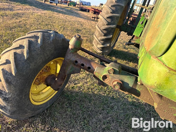 john-deere-4010-image-14