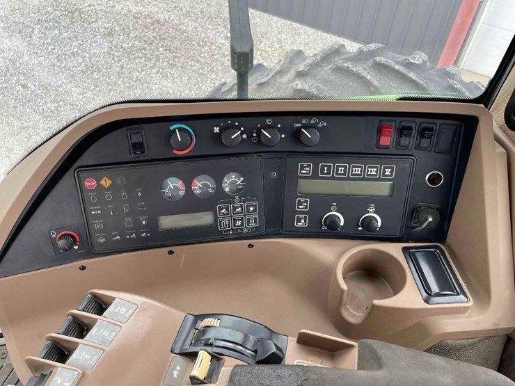 john-deere-8300-image-45