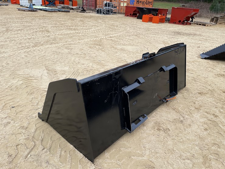 #2561-•-new-kc-84"-snow/litter-skid-steer-bucket-image-7