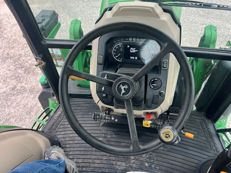 john-deere-6120e-image-7
