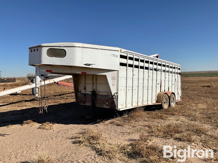 1999-titan-trailer-image-1