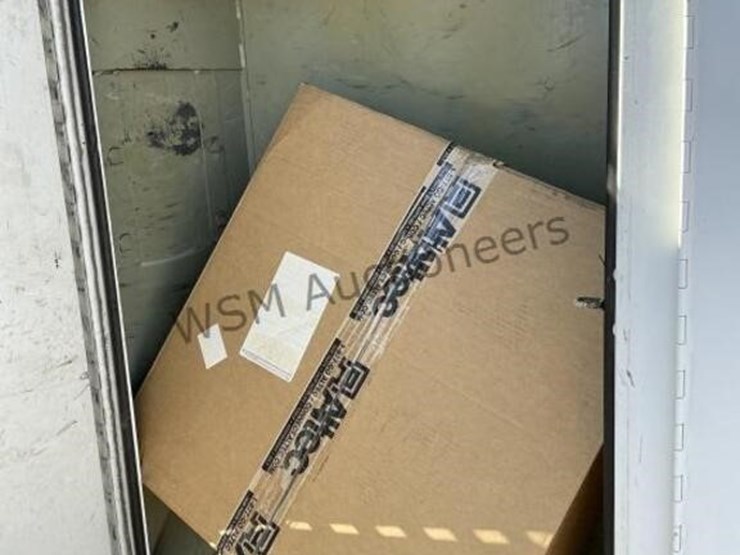 2013-international-7400-image-9