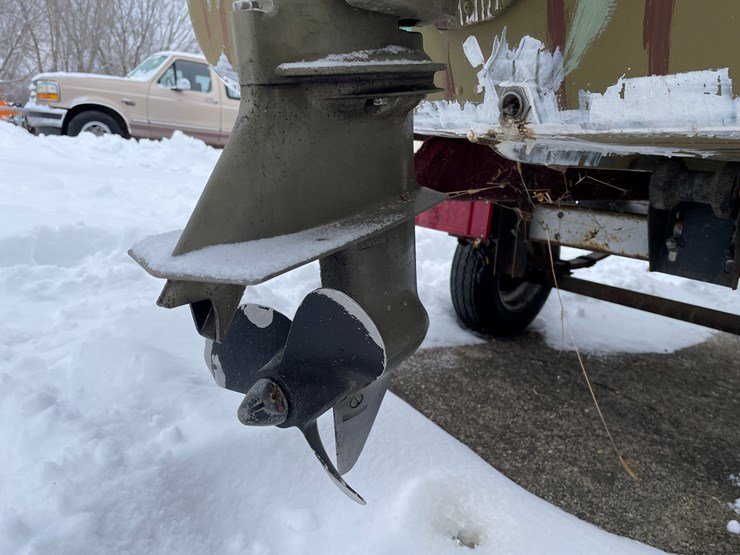 #7485-•-alumacraft-fdl-aluminum-fishing-boat-(no-title)-image-10