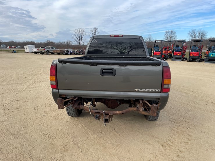 chevrolet-silverado-1500hd-image-6