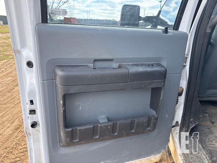 2012-ford-f350-xl-image-24