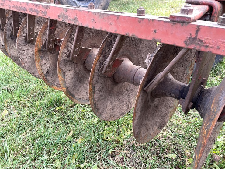 international-370-image-17