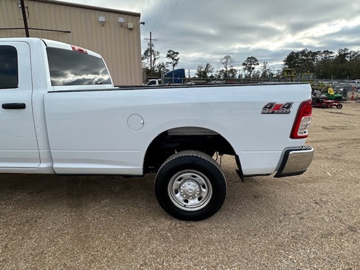 2022-dodge-ram-2500-image-11