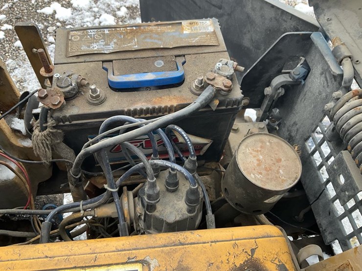 #1354-•-caterpillar-t80b-forklift-image-62