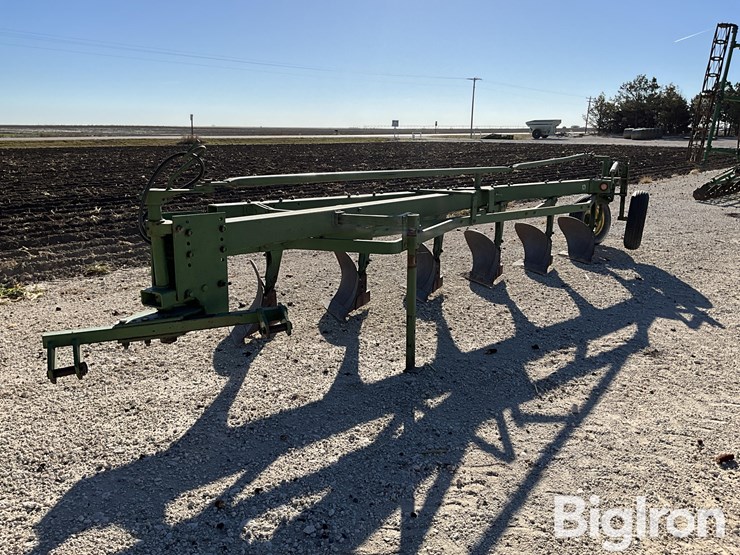 john-deere-6-image-7