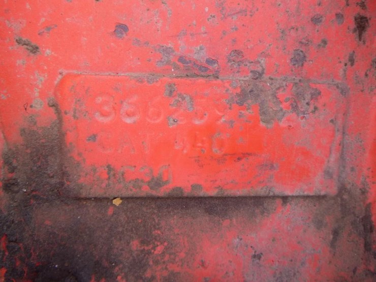 caterpillar-440-image-6