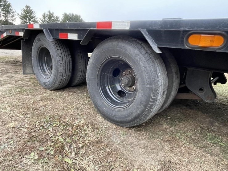 2021-load-trail-32'-gooseneck-trailer-image-6