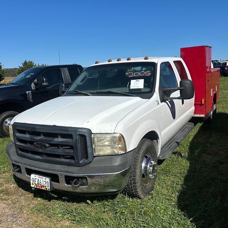 2006 FORD F350 XL