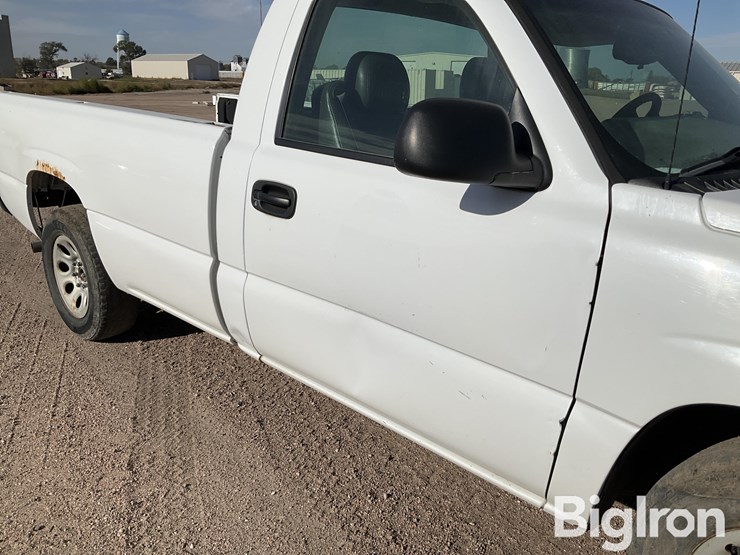 2006-chevrolet-1500-image-12