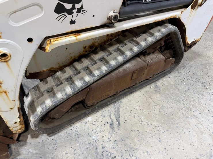 bobcat-t110-image-12