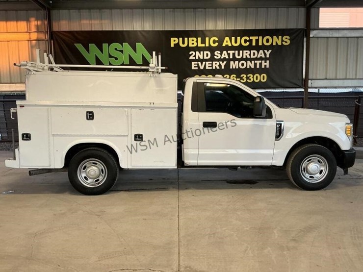 2017-ford-f250-image-1