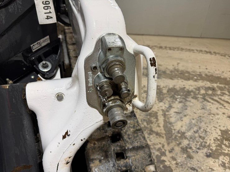 2021-bobcat-t66-image-11