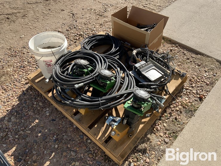 john-deere-16-image-3