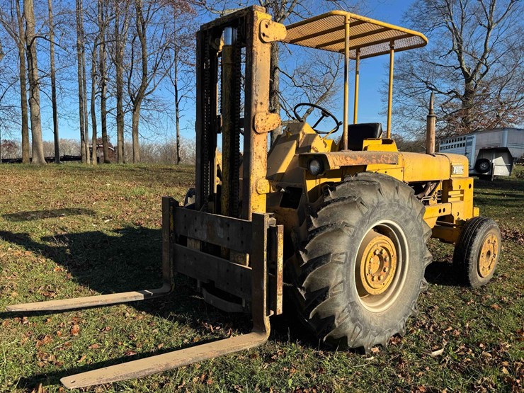 massey-ferguson-2500-image-4