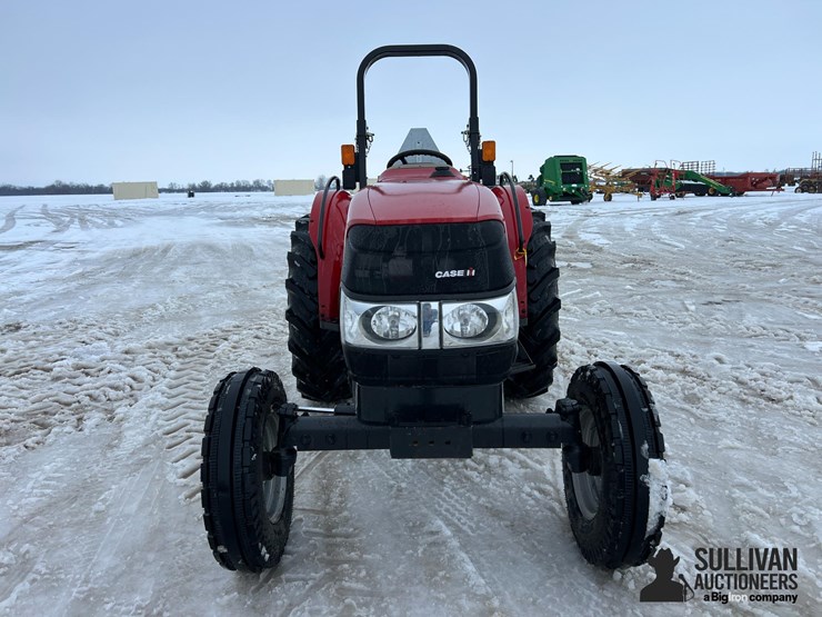 case-ih-farmall-70a-image-2