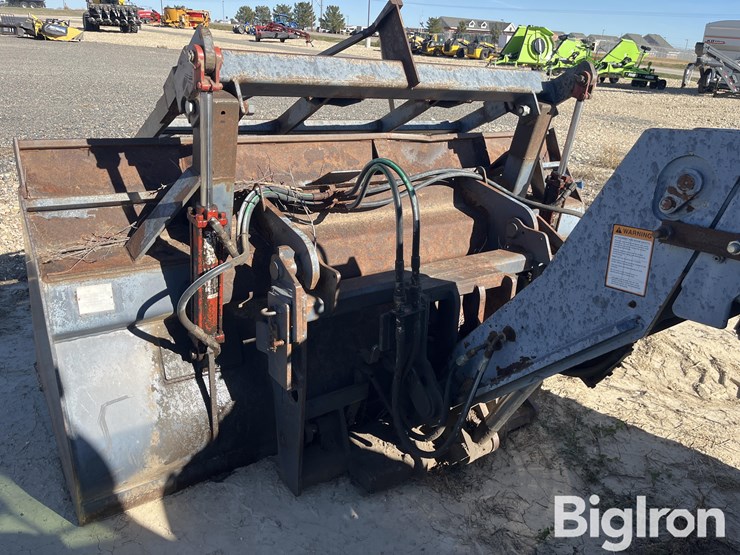 new-holland-lm640-image-14