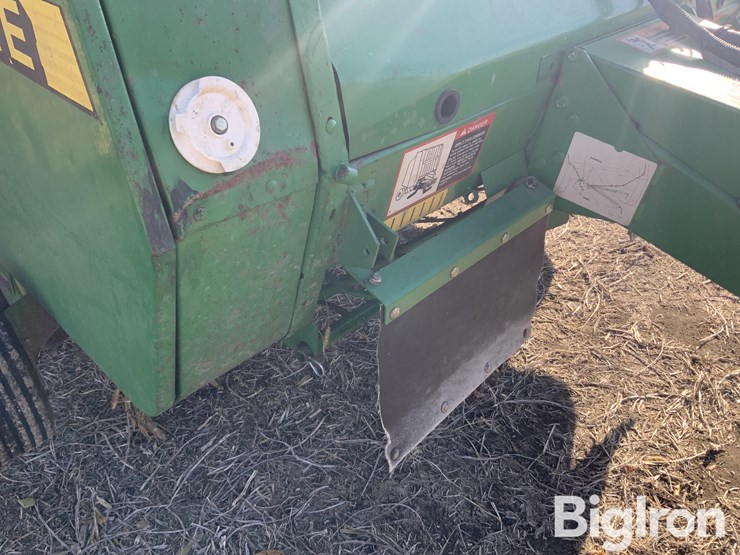 john-deere-566-image-15