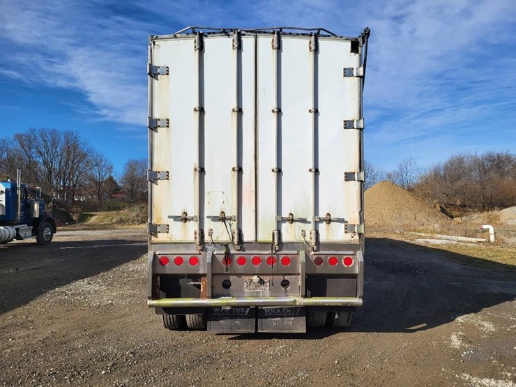 wilkens-walking-floor-image-4