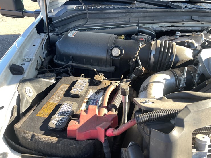 2010-ford-f550-image-26