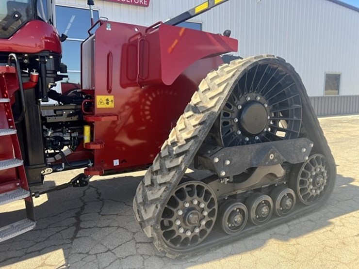 #155-•-2023-steiger-500rt-cvt-image-6