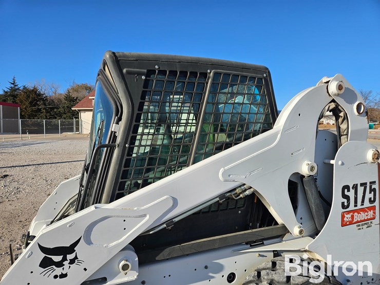 2011-bobcat-s175-image-19