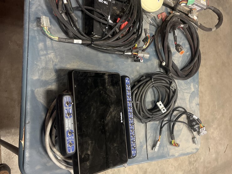 trimble-tmx2050-image-6