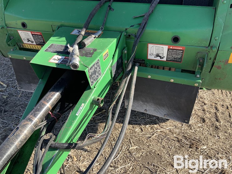 john-deere-566-image-13