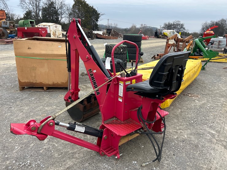 mahindra-3710-image-2