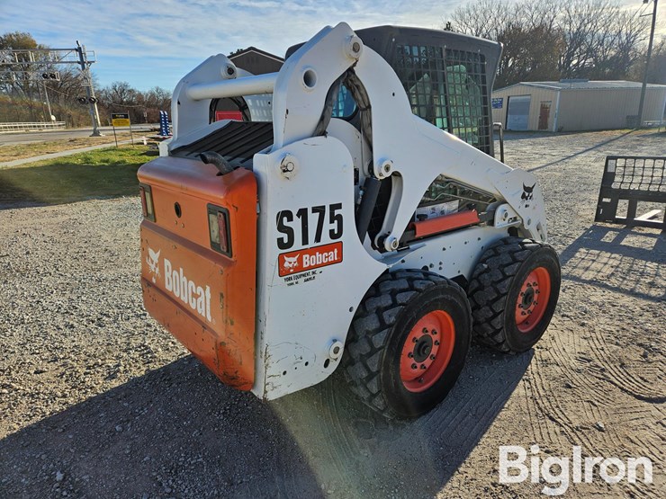 2011-bobcat-s175-image-5