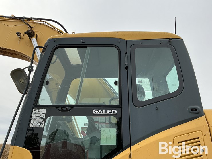 komatsu-pc200-lc-image-11