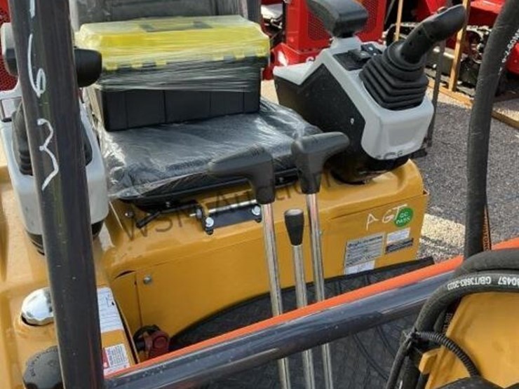 2025-cfg-mx20r-mini-excavator-image-7