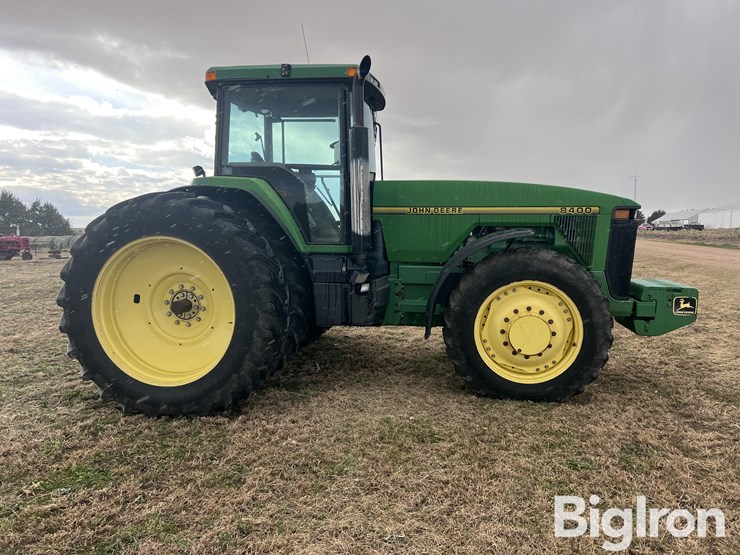 john-deere-8400-image-4