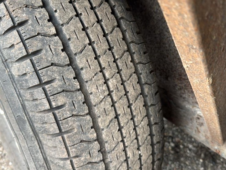 #2207-•-double-axle-tongue-trailer*-image-18