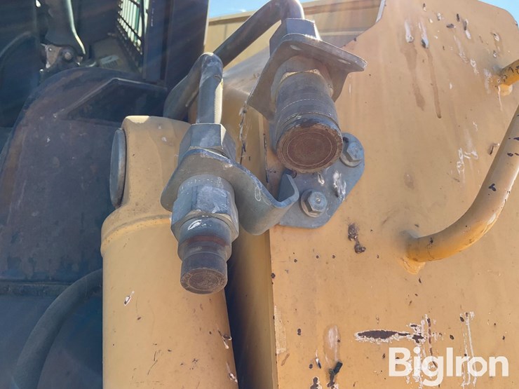 deere-ct332-image-16