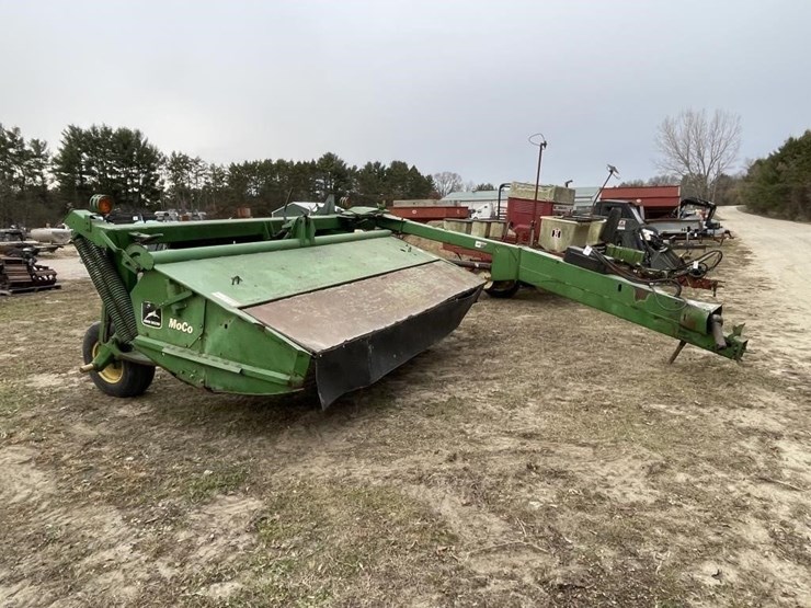 john-deere-930-moco-haybine-image-1