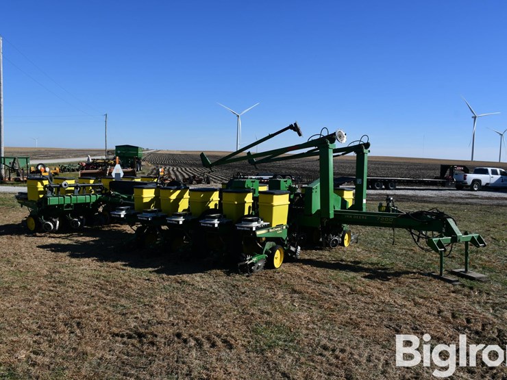 john-deere-7200-image-3