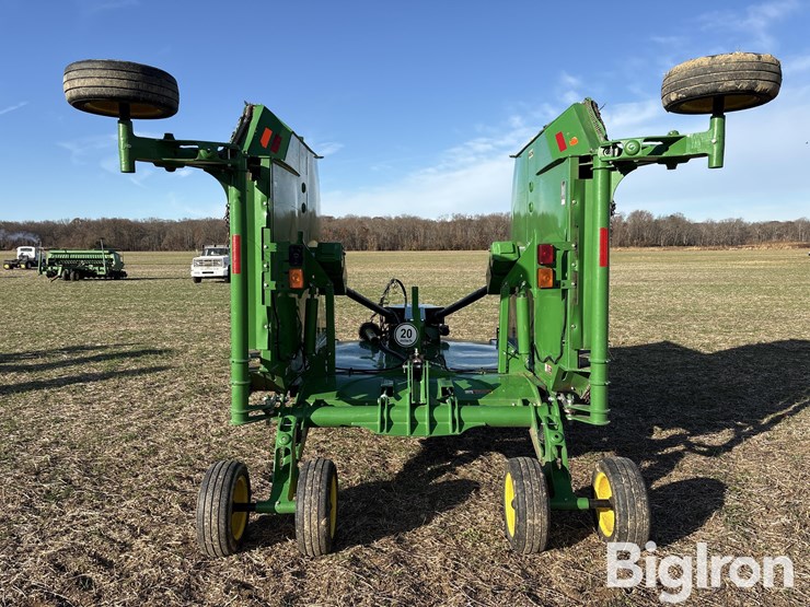 2022-john-deere-fc20m-image-6