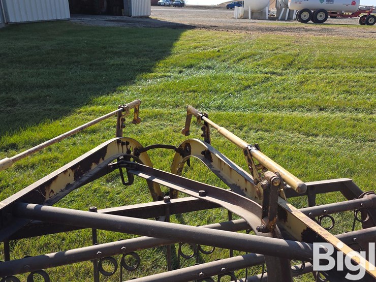 new-holland-s55-image-13