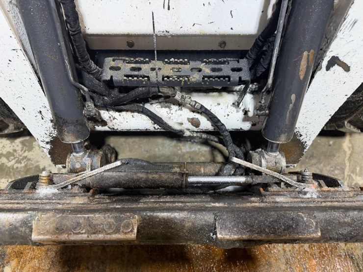 bobcat-s850-image-10