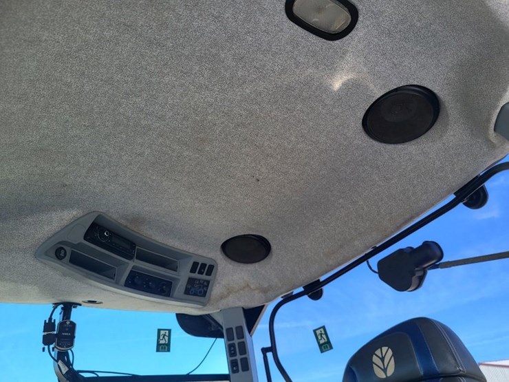 new-holland-t7.260-image-85