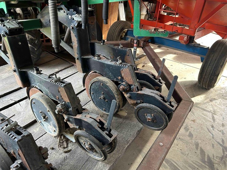 great-plains-solid-stand-2020-image-3