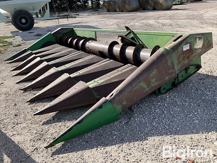 john-deere-853-image-1