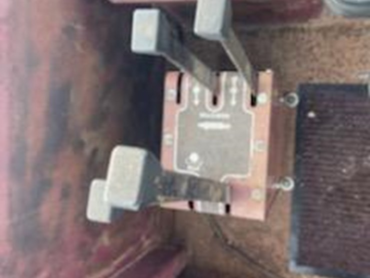 white-4-150-image-12