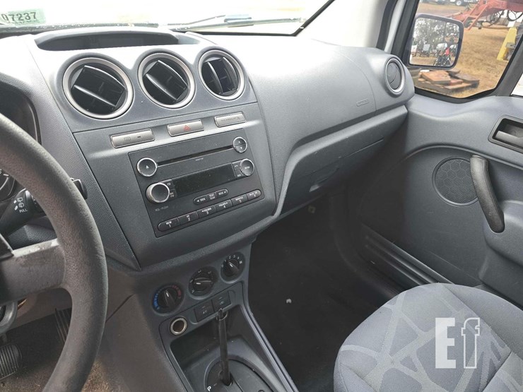 2013-ford-transit-connect-image-16